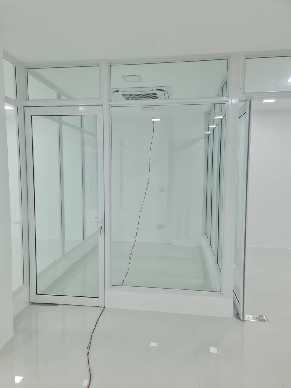 Glass partition office