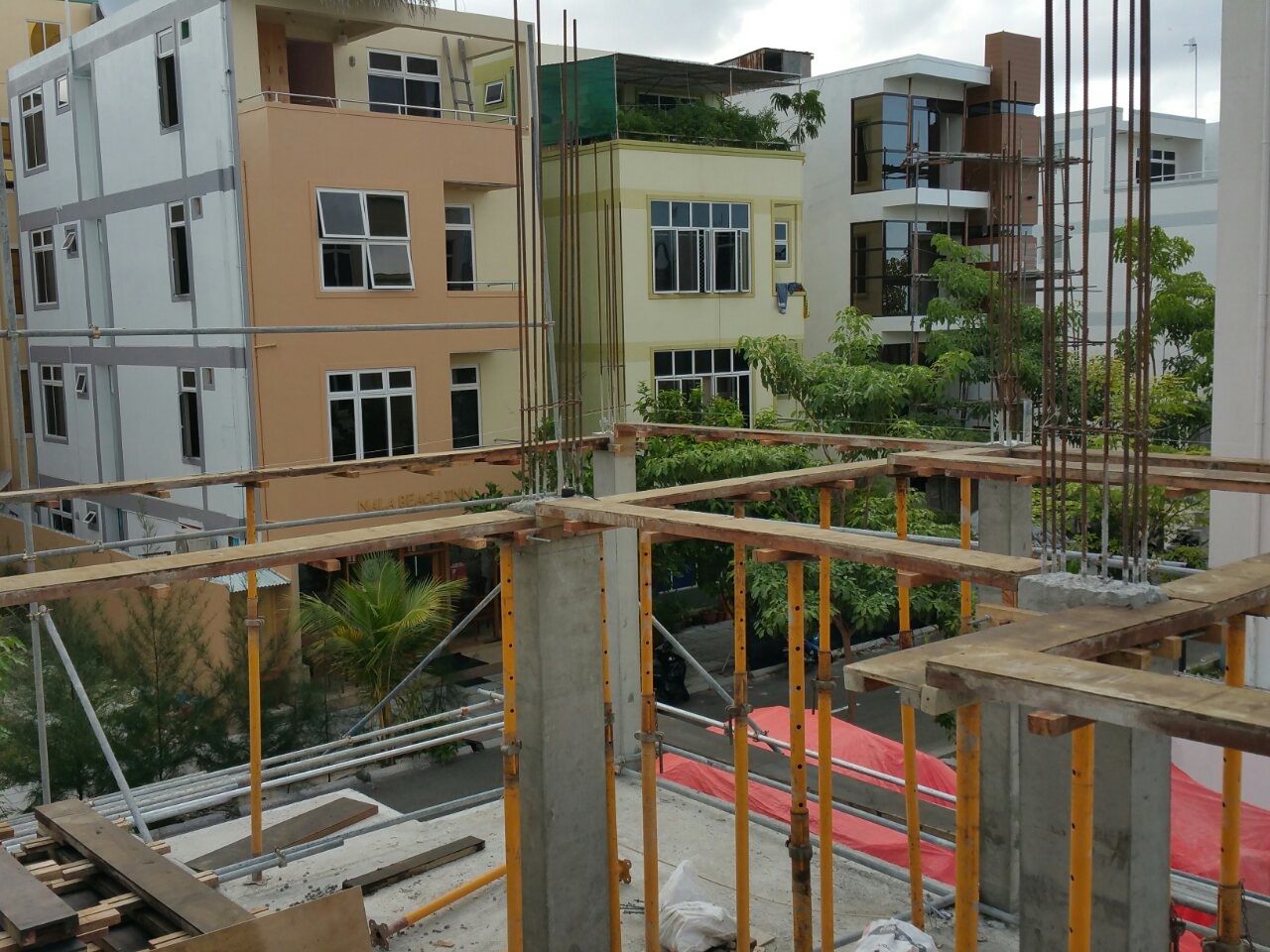 Reinforced concrete columns and formwork on site